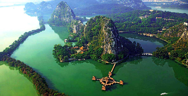 水庫、湖泊等以水為主體的旅游項目開發(fā)策劃